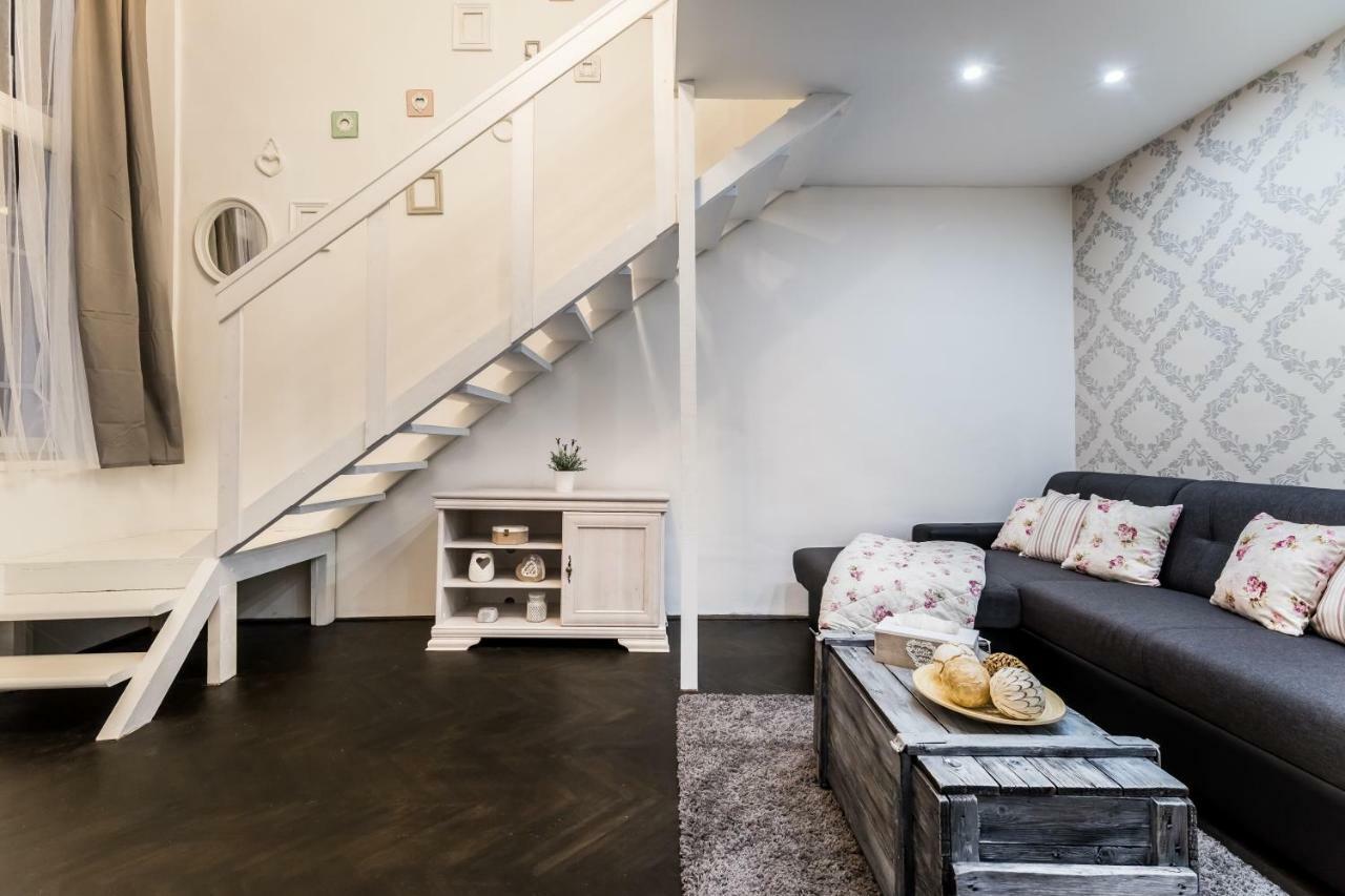 Bpr Vintage Garden Apartment With Terrace & Sauna Budapeşte Dış mekan fotoğraf